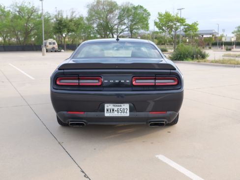 Used 2016 Dodge Challenger R/T Plus image 8