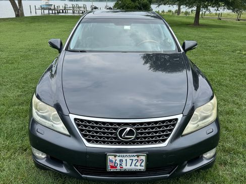 Used 2011 Lexus LS 460 w/ Touring Edition RWD image 2