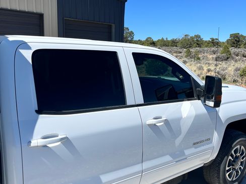Used 2016 Chevrolet Silverado 3500 LT w/ LT Convenience Package AWD/4WD image 8