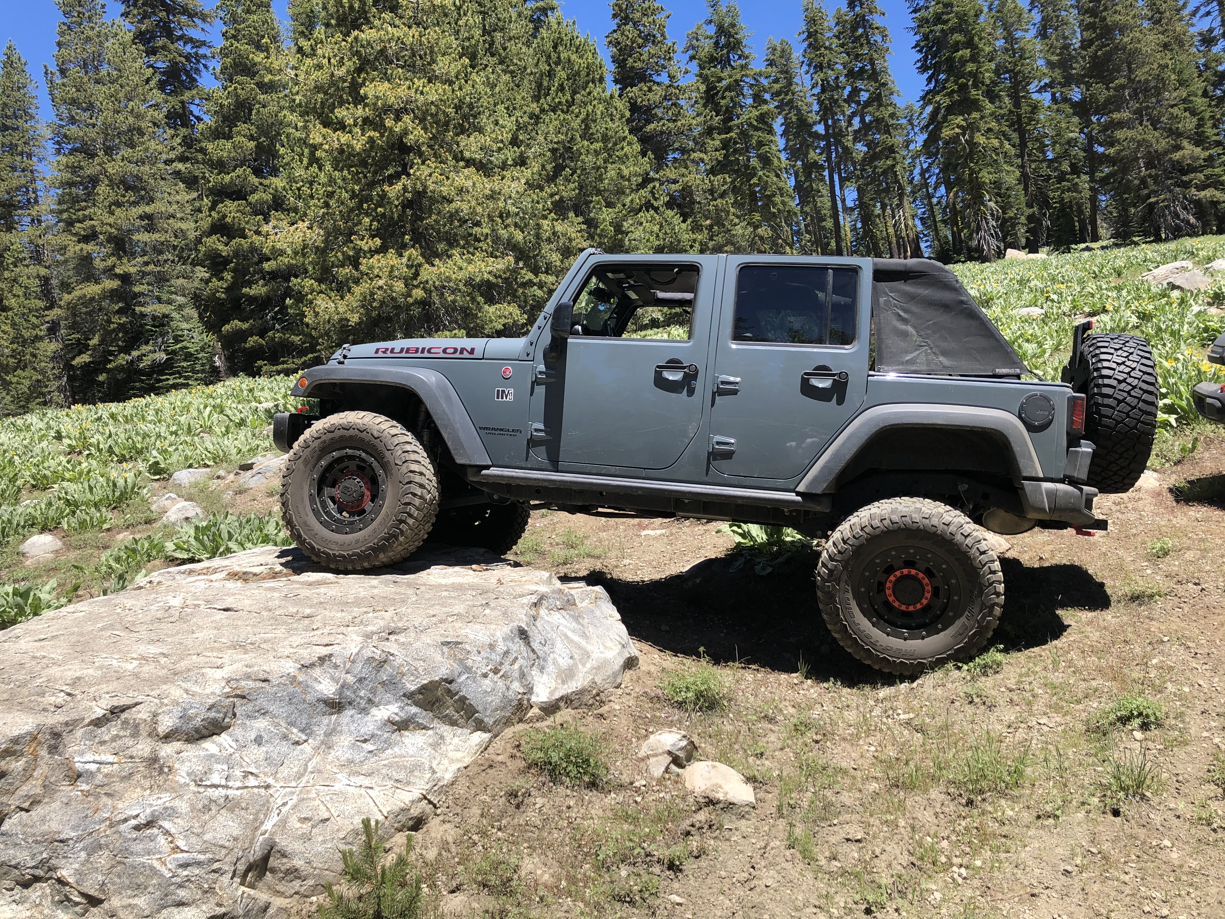 Used 2014 Jeep Wrangler Unlimited Rubicon AWD/4WD image 1