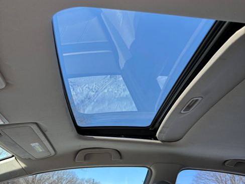 Used 2011 Honda Civic EX-L image 10