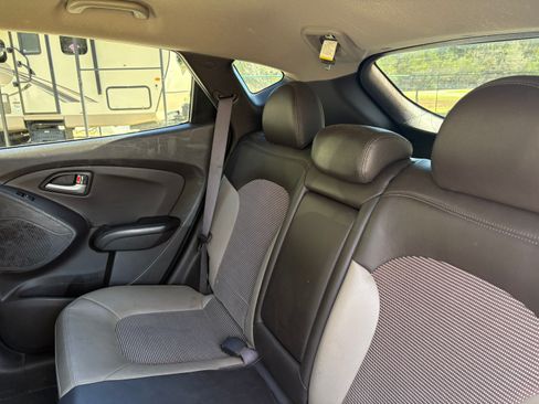 Used 2012 Hyundai Tucson GLS image 8