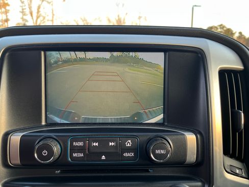 Used 2018 GMC Sierra 1500 SLT w/ SLT Premium Package image 11