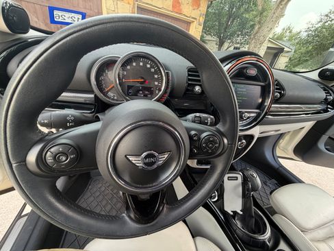Used 2017 MINI Cooper Clubman S AWD/4WD image 16