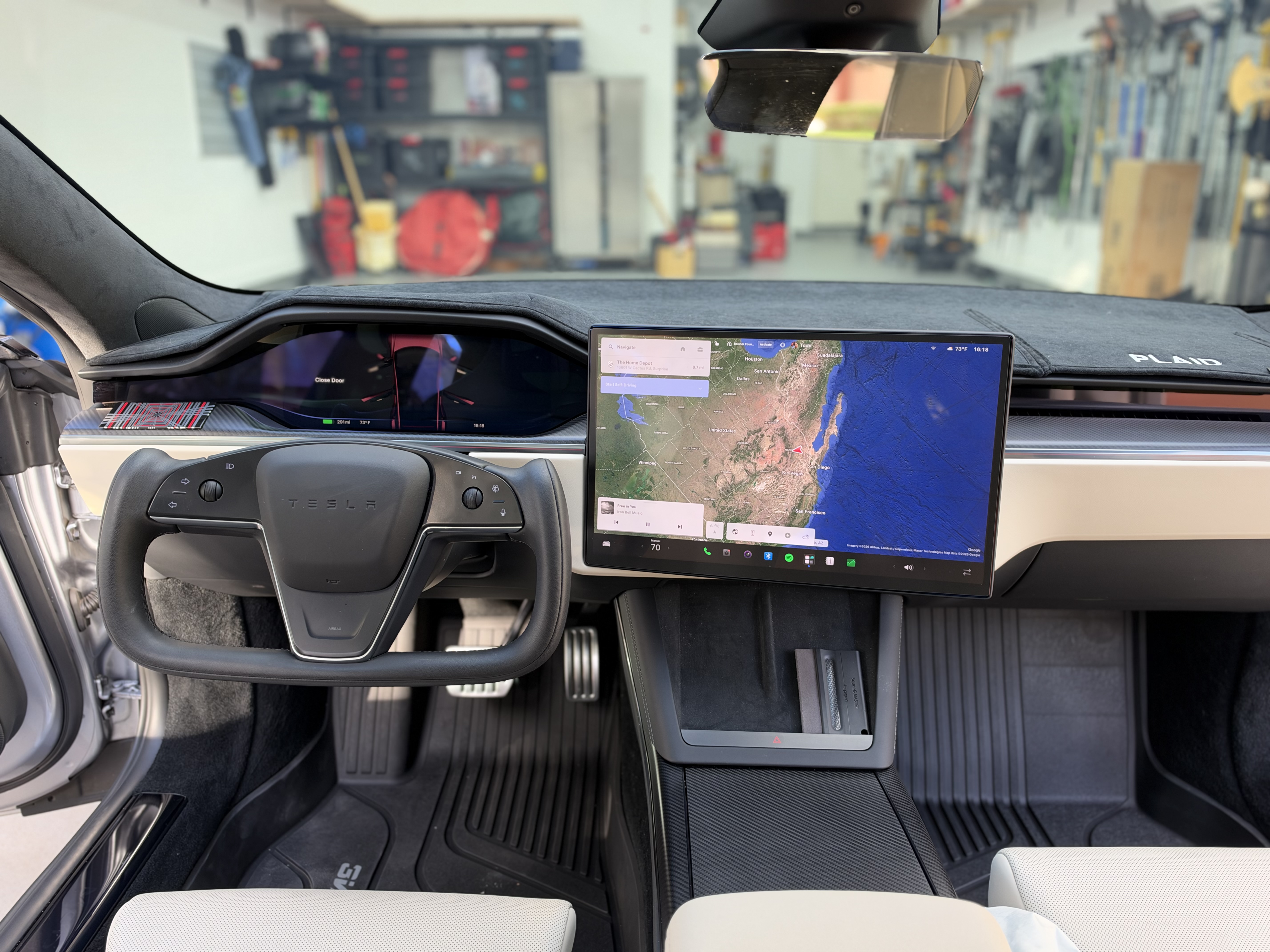 Used 2026 Tesla Model S Plaid AWD/4WD image 23
