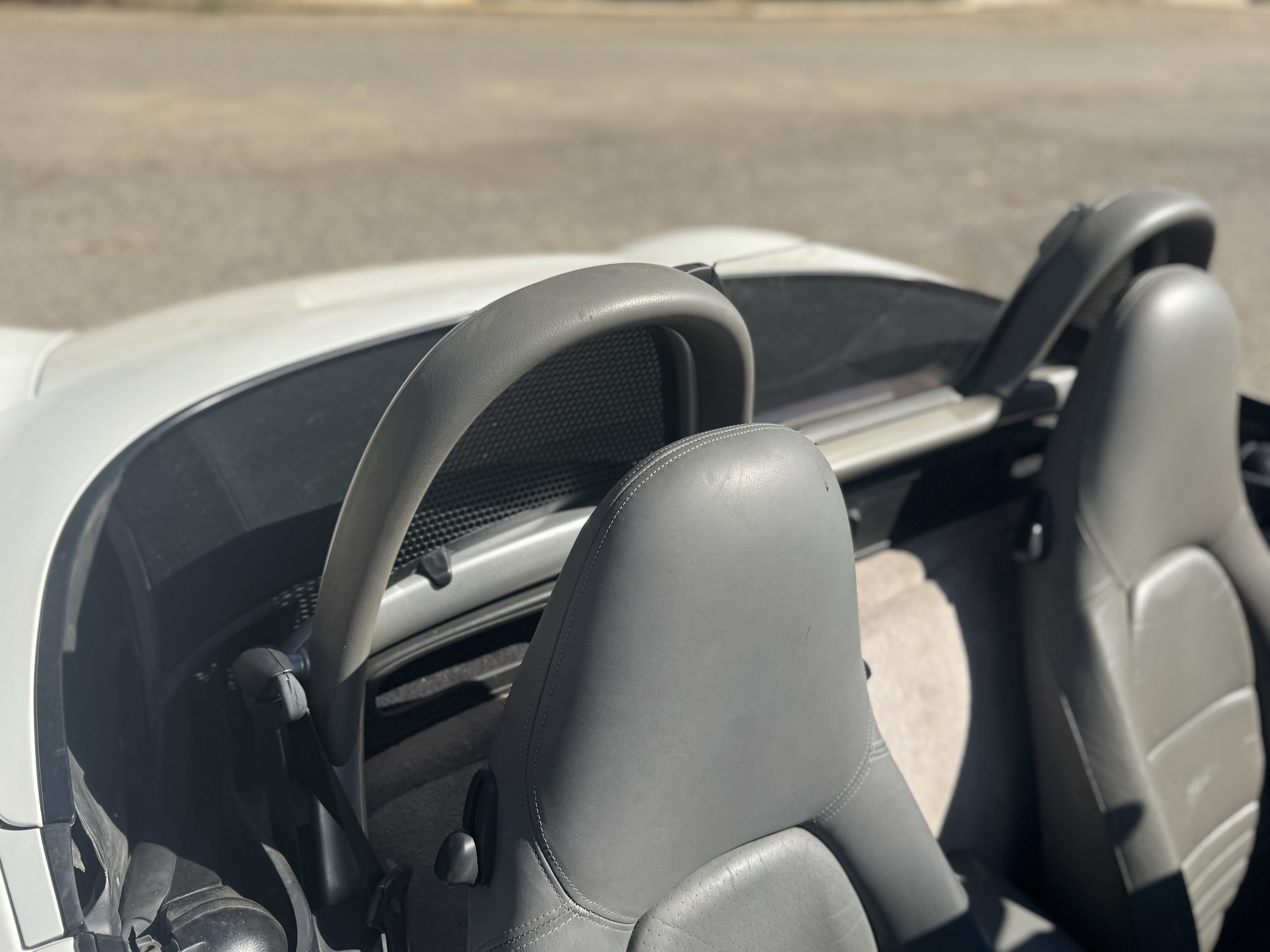 Used 2002 Porsche Boxster RWD image 9