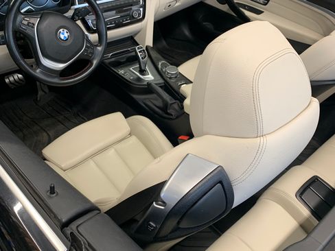 Used 2019 BMW 430i xDrive Convertible w/ Convenience Package image 4