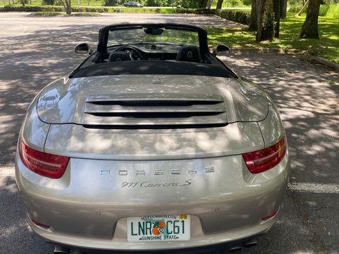 Used 2012 Porsche 911 Carrera S RWD image 28