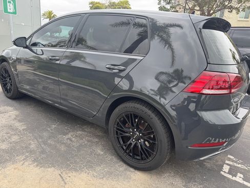 Used 2019 Volkswagen e-Golf SEL Premium image 6