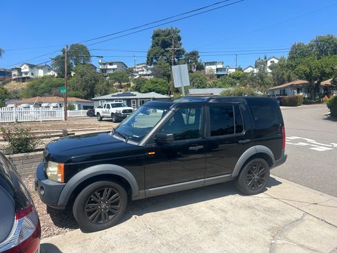 Used 2008 Land Rover LR3 SE AWD/4WD image 4