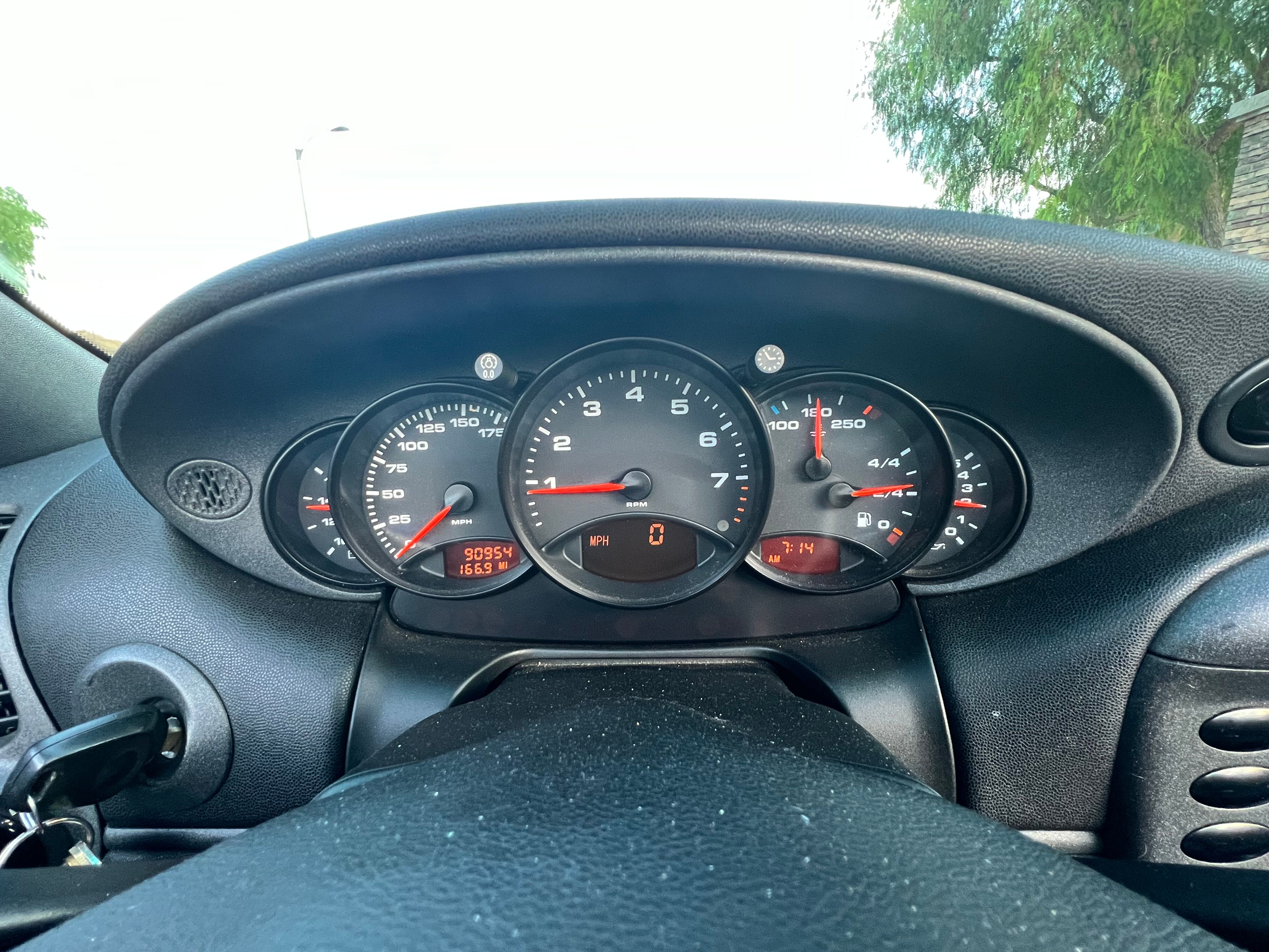 Used 1999 Porsche 911 Cabriolet image 12