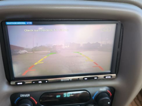 Used 1999 Oldsmobile Intrigue GL image 5