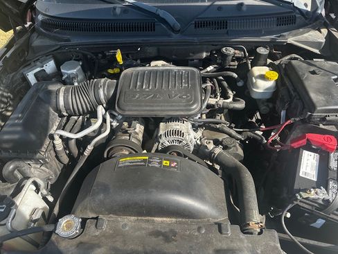 Used 2005 Dodge Dakota ST image 14