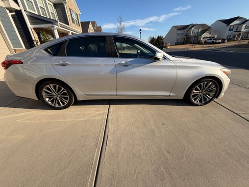 Used 2015 Hyundai Genesis 3.8 w/ Option Group 04 image 4