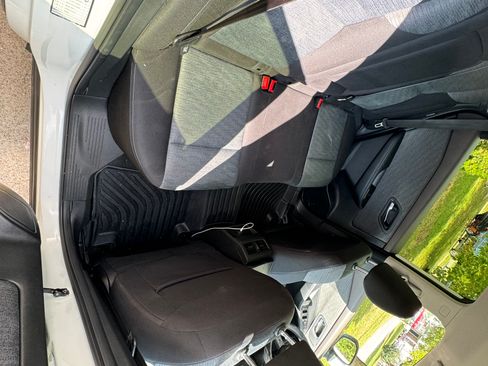 Used 2023 Nissan Rogue SV image 15