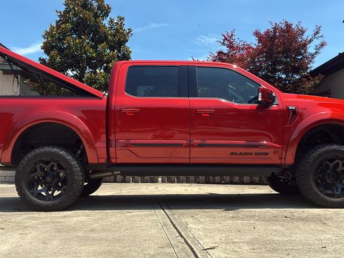 Used 2023 Ford F150 Lariat w/ Equipment Group 502A High AWD/4WD image 9