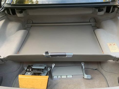 Used 2003 Lexus SC 430 Convertible image 10