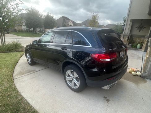 Used 2017 Mercedes-Benz GLC 300 image 5