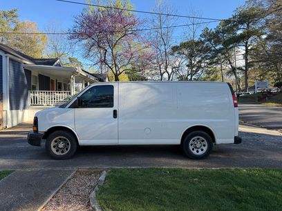 Used 2011 Chevrolet Express 1500 Van 3D