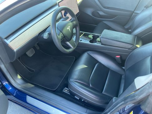 Used 2020 Tesla Model 3 Standard Range Plus RWD image 11