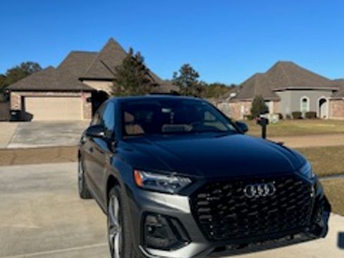 Used 2022 Audi Q5 2.0T Prestige w/ Prestige Package image 1