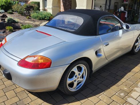 Used 1997 Porsche Boxster image 8