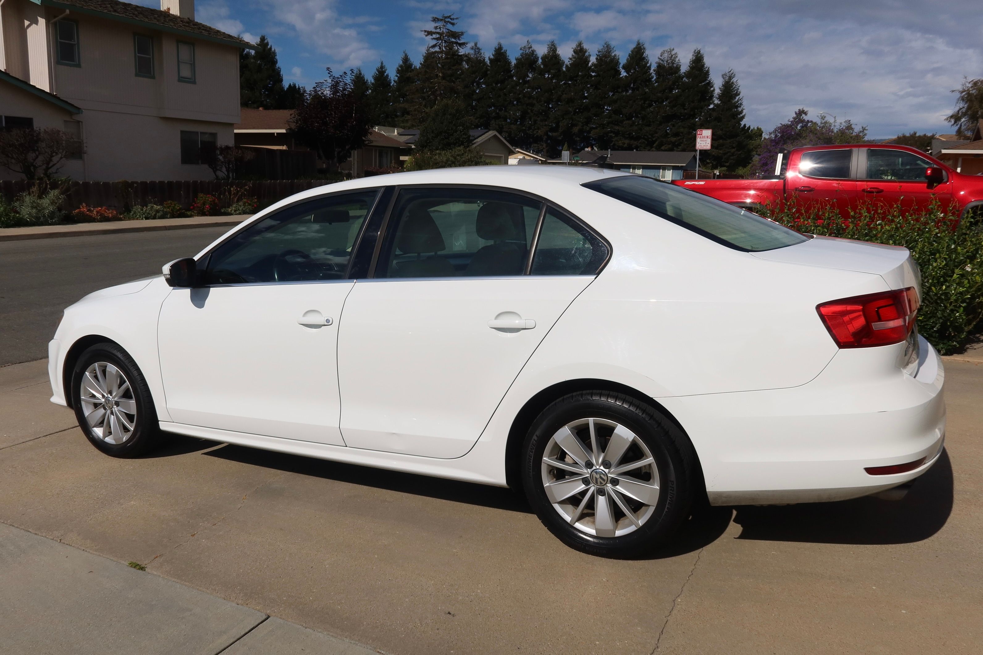 Used 2015 Volkswagen Jetta SE FWD image 9