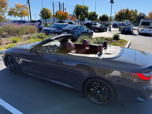 Used 2023 BMW 430i Convertible w/ M Sport Package image 4
