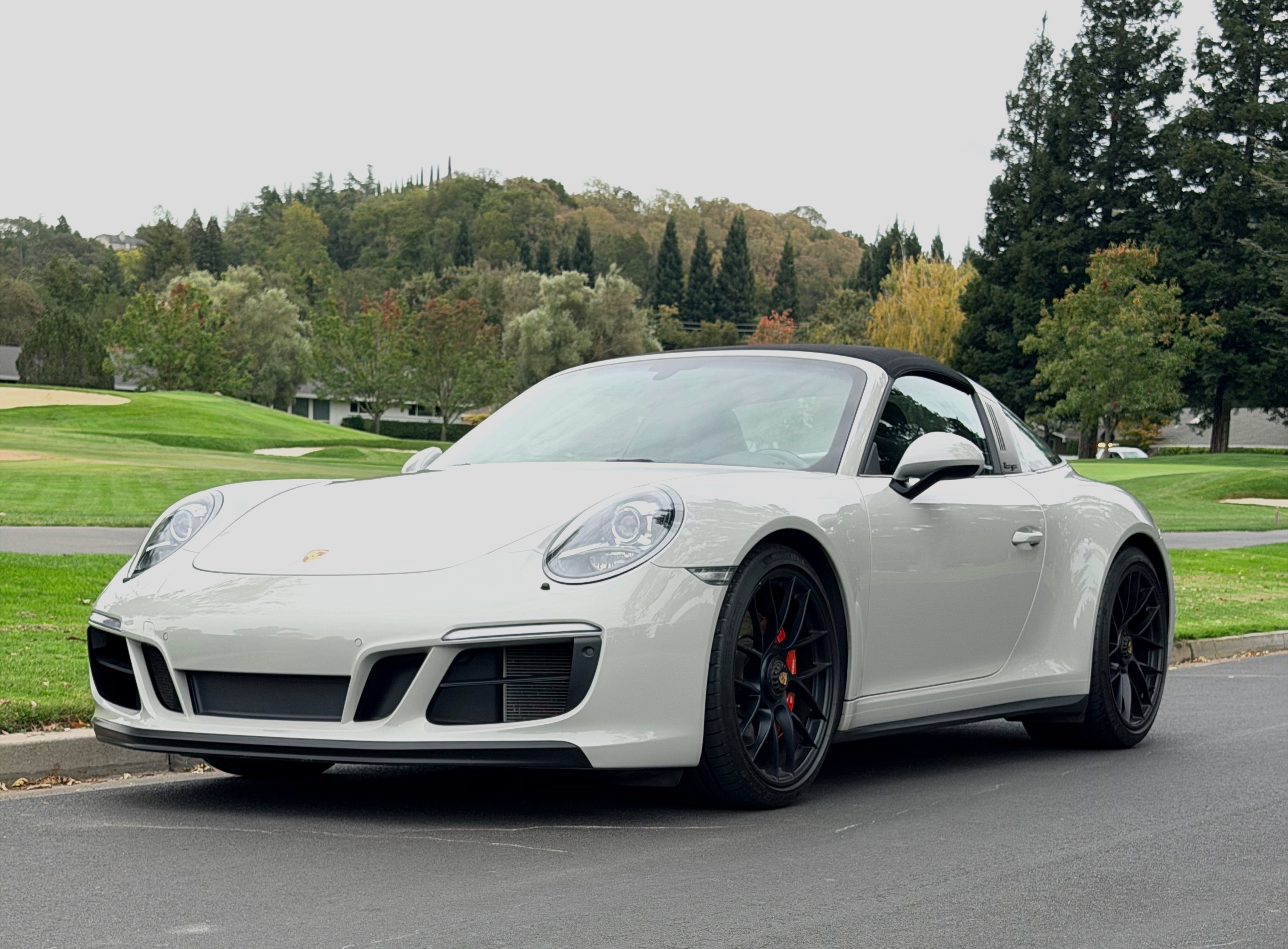 Used 2018 Porsche 911 Targa 4 GTS AWD/4WD image 1
