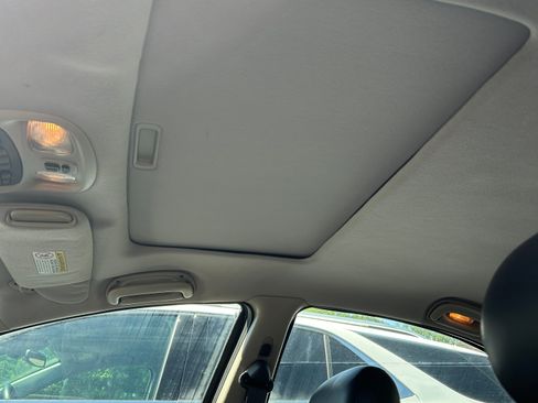Used 2000 Chrysler 300M FWD image 9