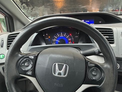 Used 2012 Honda Civic HF image 8