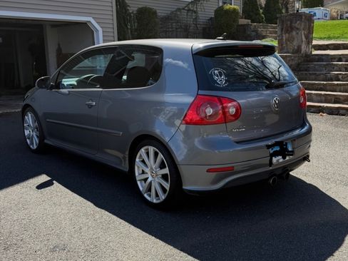 Used 2008 Volkswagen R32 image 2
