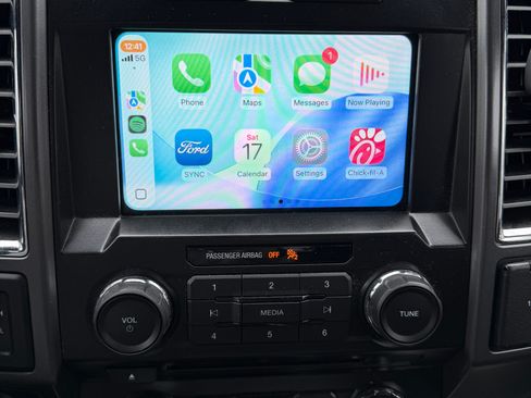 Used 2016 Ford F150 XLT w/ Equipment Group 302A Luxury image 21