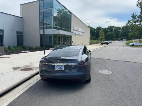 Used 2016 Tesla Model S 60D AWD/4WD image 6