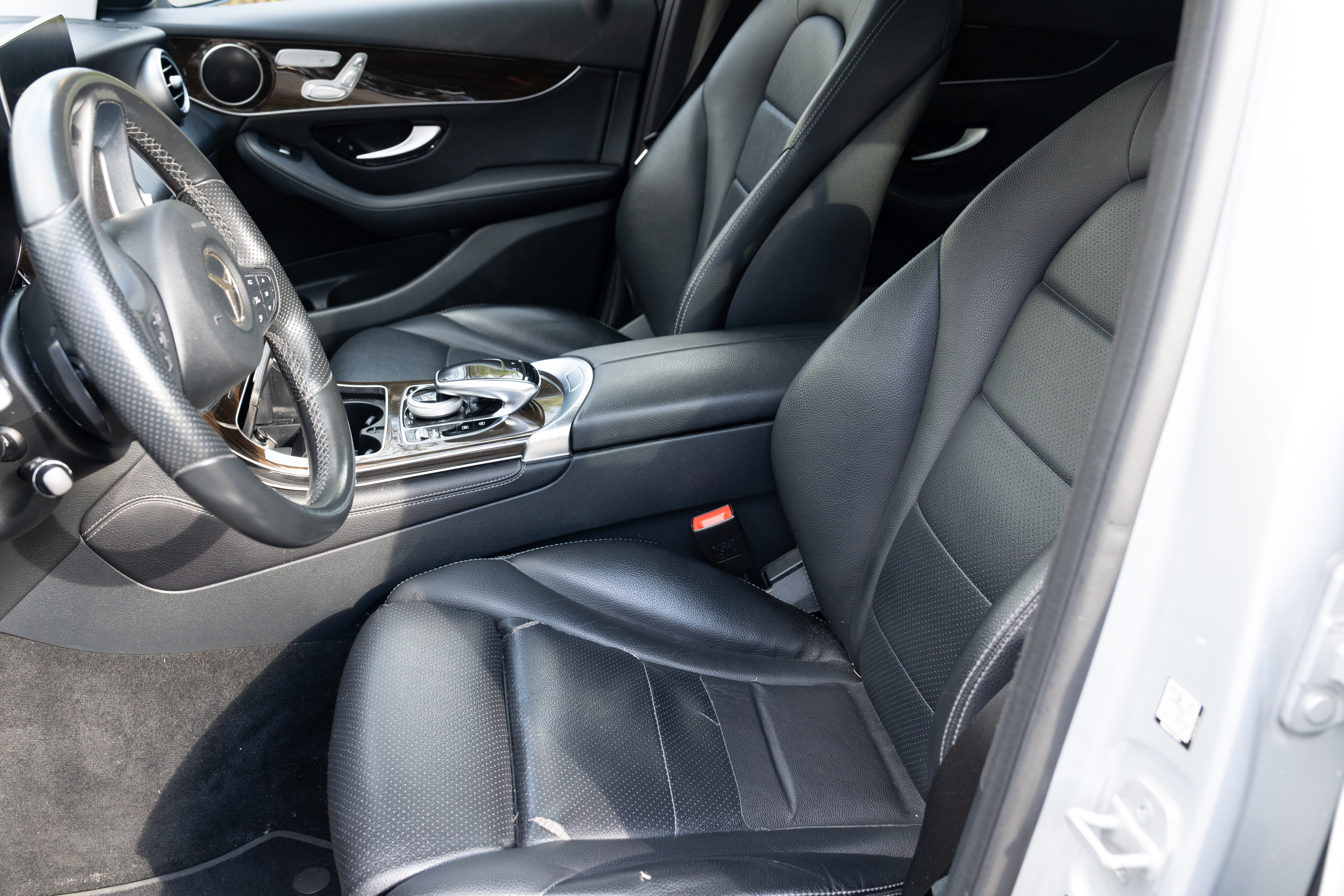 Used 2016 Mercedes-Benz GLC 300 4MATIC image 9