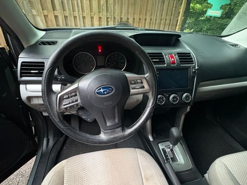 Used 2015 Subaru Forester 2.5i Premium w/ Popular Package #2 AWD/4WD image 11
