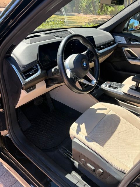 Used 2023 BMW X1 xDrive28i w/ Premium Package AWD/4WD image 8