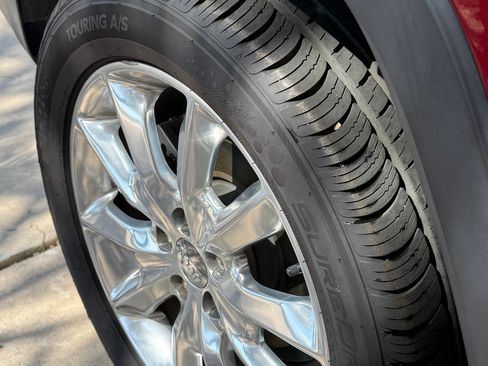 Used 2016 Jeep Cherokee Limited FWD image 17