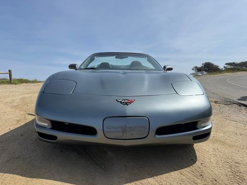 Used 2004 Chevrolet Corvette Convertible 2D w/ Preferred Equipment Group image 5