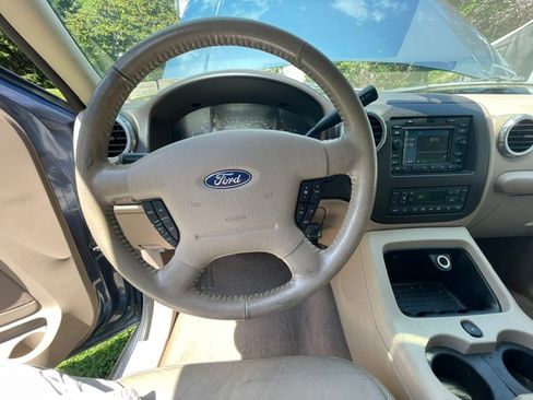 Used 2004 Ford Expedition Eddie Bauer AWD/4WD image 2