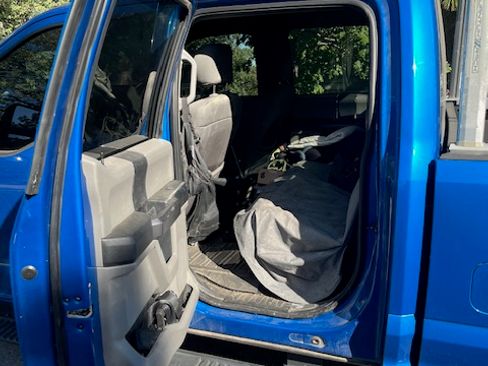 Used 2021 Ford F350 XLT image 6