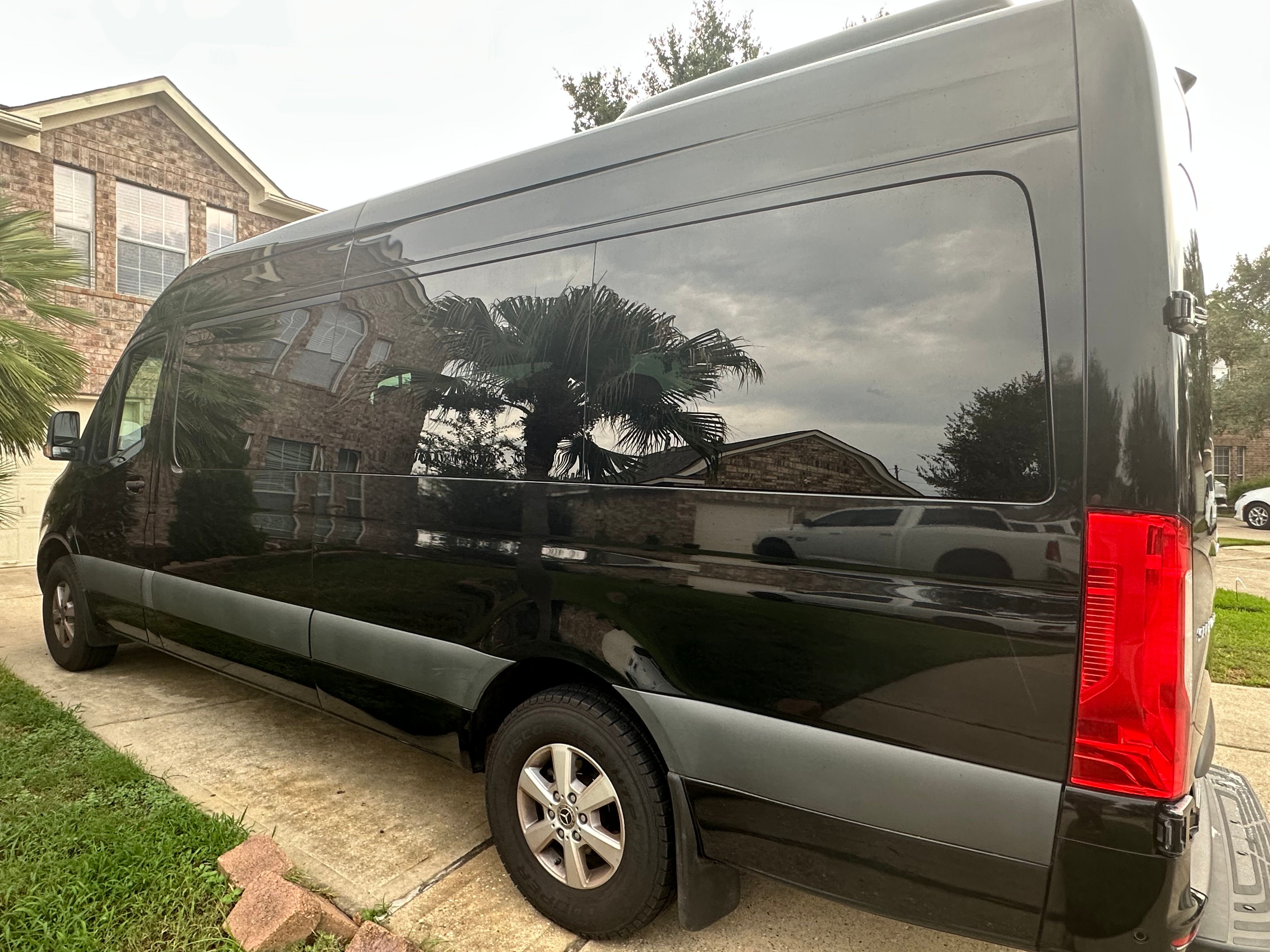 Used 2023 Mercedes-Benz Sprinter 2500 image 14