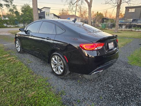 Used 2016 Chrysler 200 S w/ Navigation & Sound Group I image 6