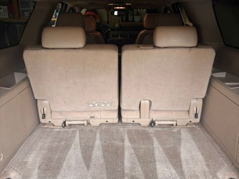 Used 2011 GMC Yukon XL Denali AWD/4WD image 15