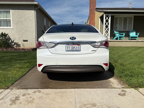 Used 2015 Hyundai Sonata Limited w/ Option Group 02 image 10