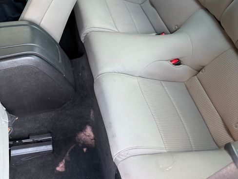 Used 2012 Ford Mustang GT RWD image 10