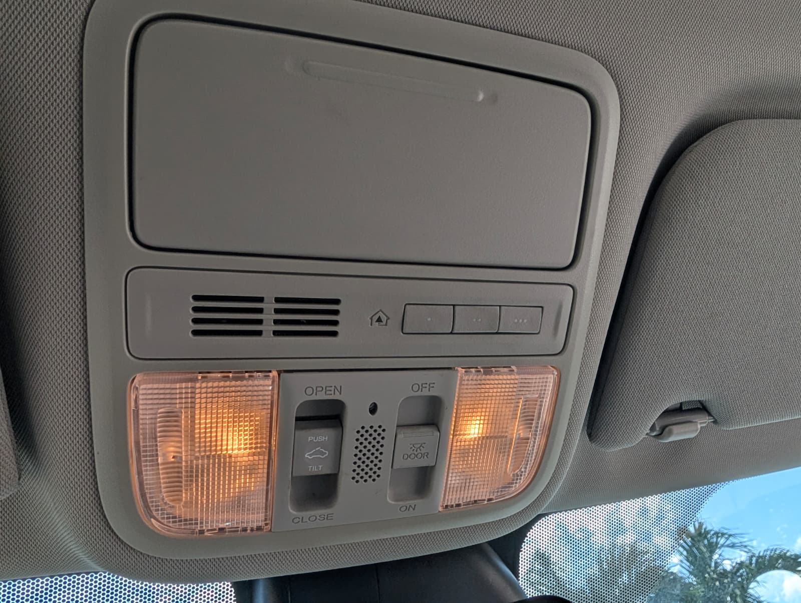 Used 2015 Honda Odyssey EX-L image 13