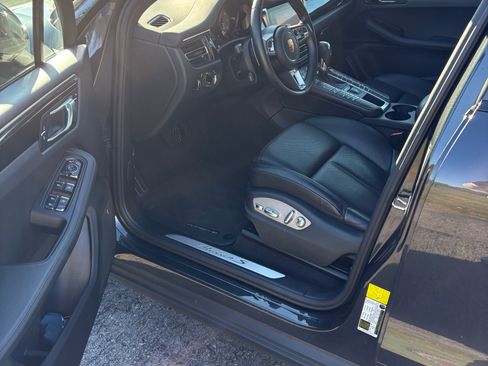Used 2020 Porsche Macan S image 8