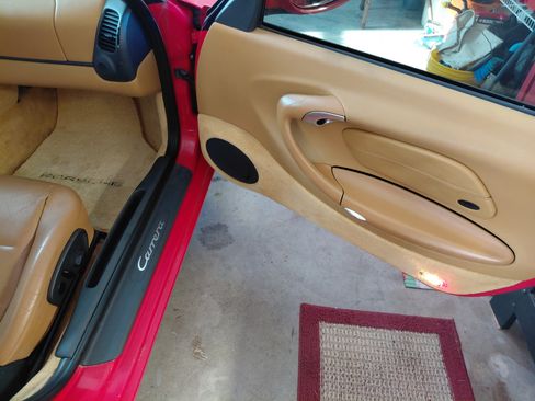 Used 1999 Porsche 911 GT3 RS image 11