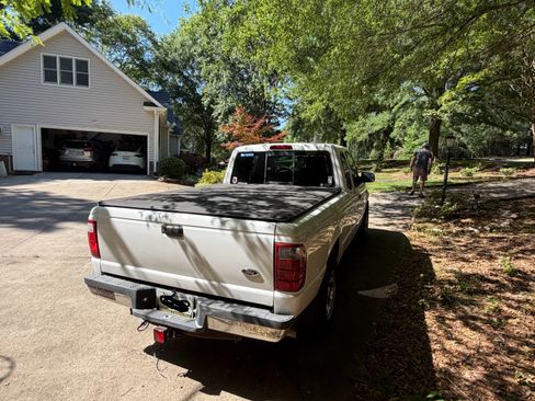 Used 2004 Ford Ranger XLT RWD image 3